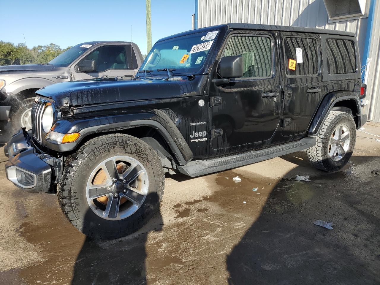 Obraz 1 z 2019 JEEP WRANGLER UNLIMITED SAHARA 2019 z VIN 1C4HJXEN1KW592411