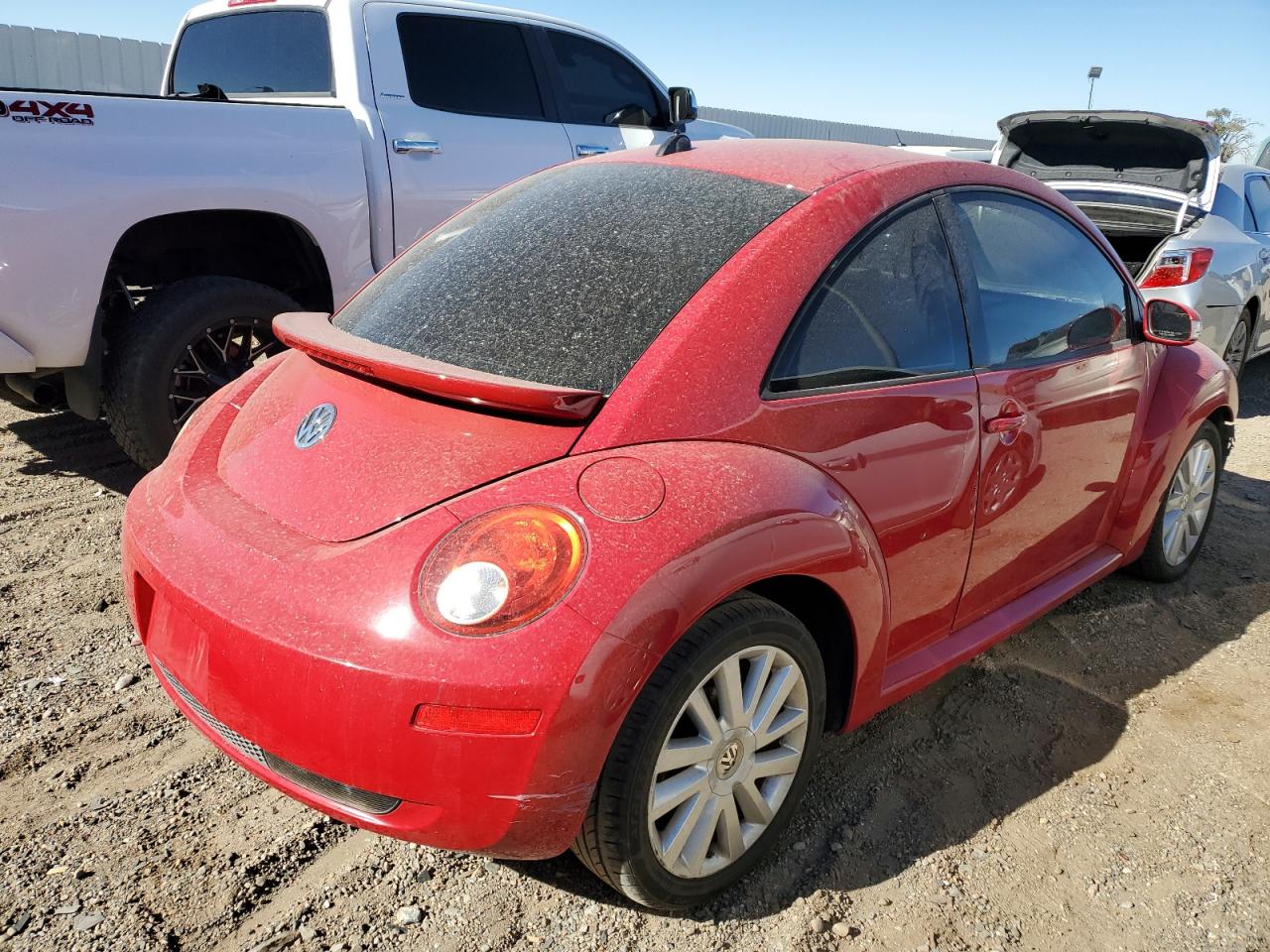 Obraz 3 z 2008 VOLKSWAGEN NEW BEETLE S 2008 z VIN 3VWRW31C98M522342