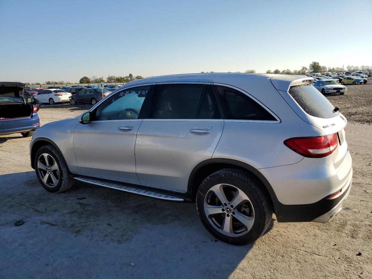 Image 2 of 2018 MERCEDES-BENZ GLC 300 4MATIC 2018 with VIN WDC0G4KB5JV037044