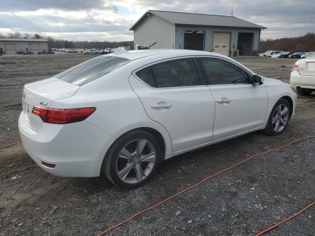 Obraz 3 z 2013 ACURA ILX 20 PREMIUM 2013 z VIN 19VDE1F56DE020562