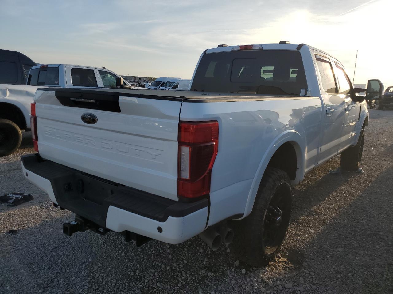 Image 3 of 2022 FORD F350 SUPER DUTY 2022 with VIN 1FT8W3BT5NEC12719