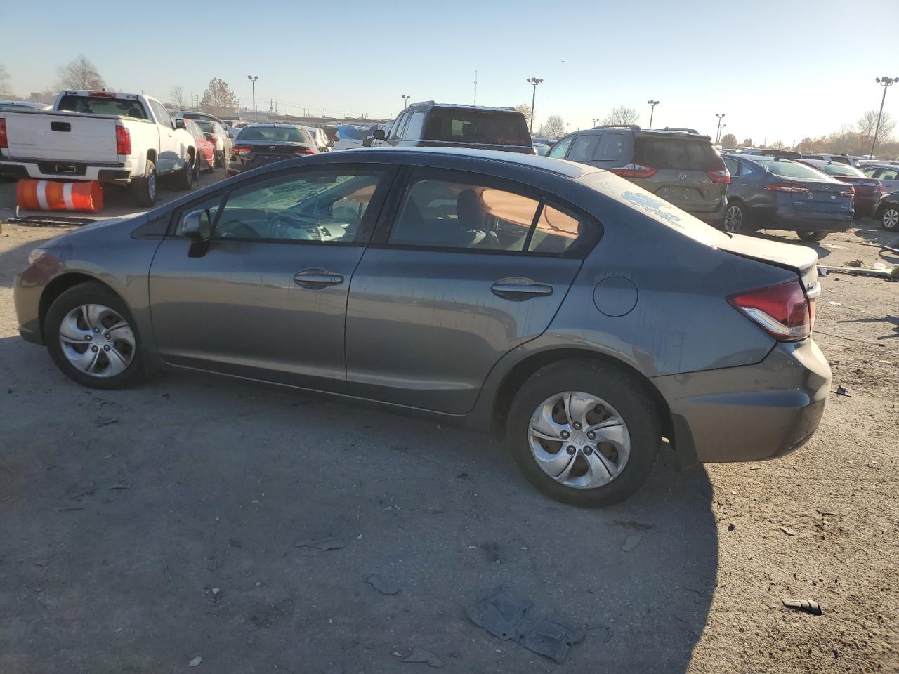 Obraz 2 z 2013 HONDA CIVIC LX 2013 z VIN 19XFB2F52DE081955