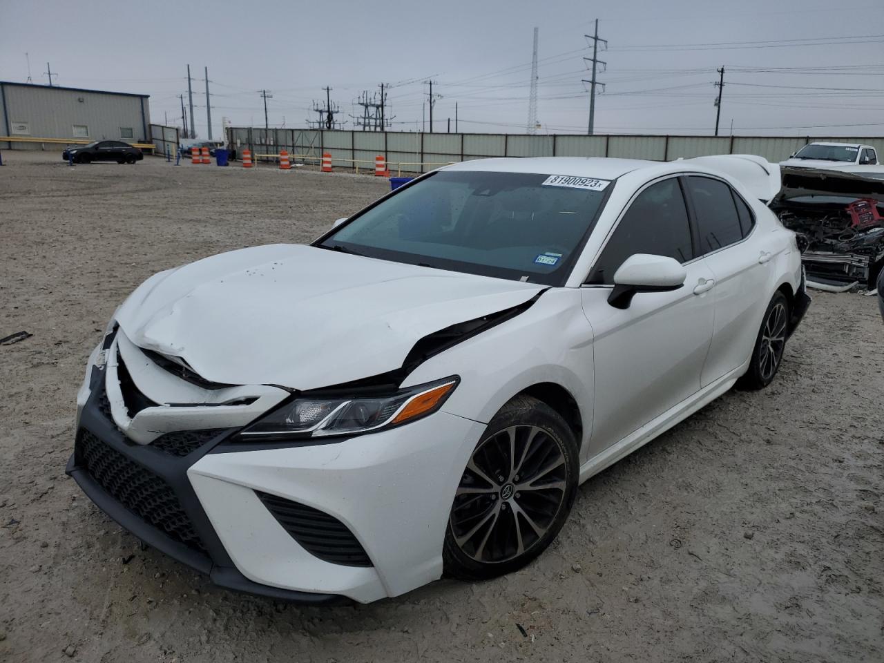 Obraz 1 z 2018 TOYOTA CAMRY L 2018 z VIN 4T1B11HK4JU067627