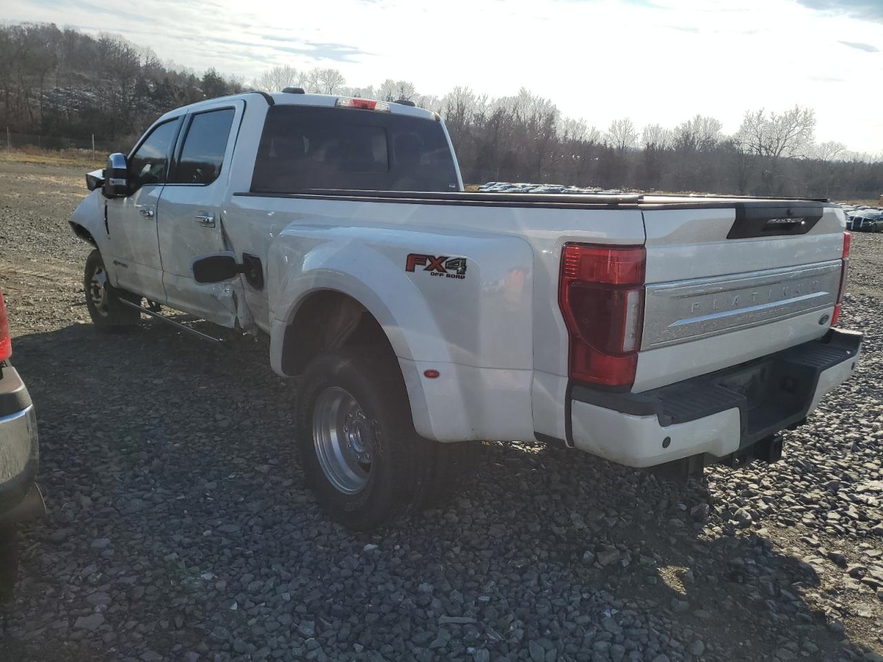 Image 2 of 2022 FORD F350 SUPER DUTY 2022 with VIN 1FT8W3DT8NEF38740