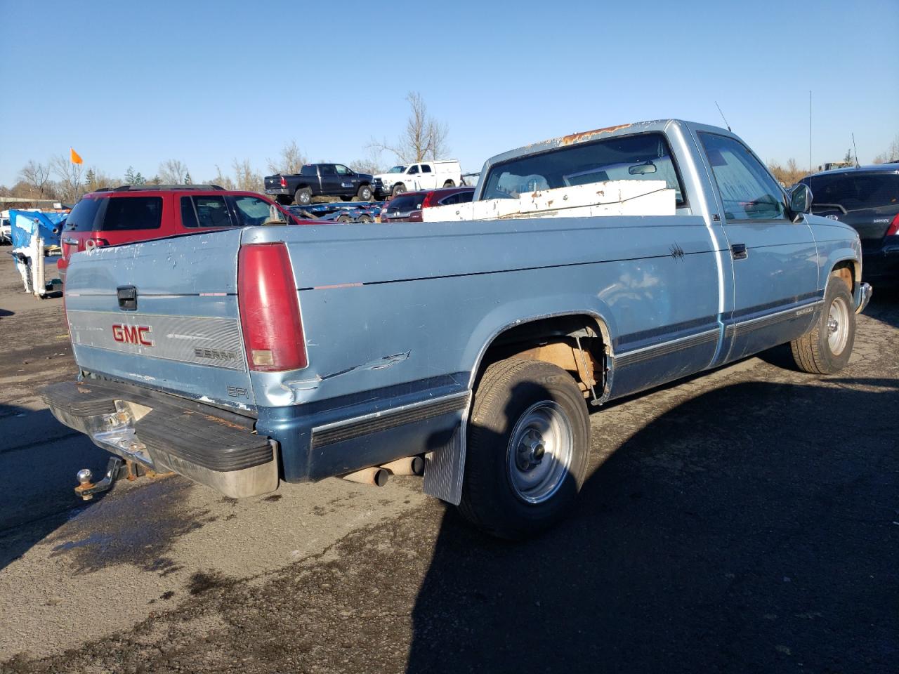 Image 3 of 1990 GMC SIERRA C1500 1990 with VIN 2GTEC14K9L1553415