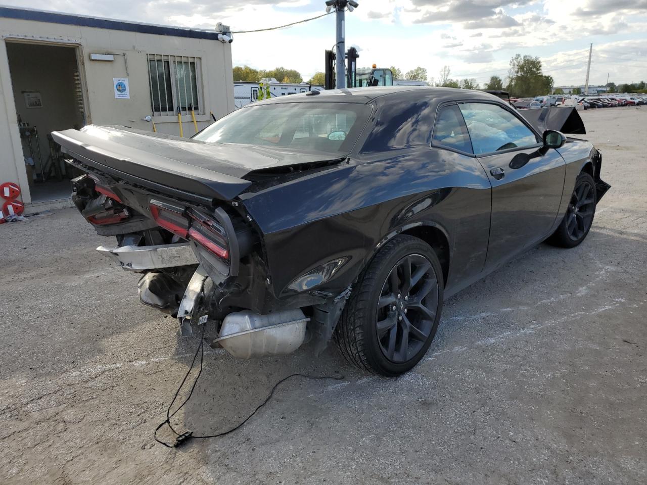 Изображение 3 2020 DODGE CHALLENGER SXT 2020 с VIN 2C3CDZAG9LH148623