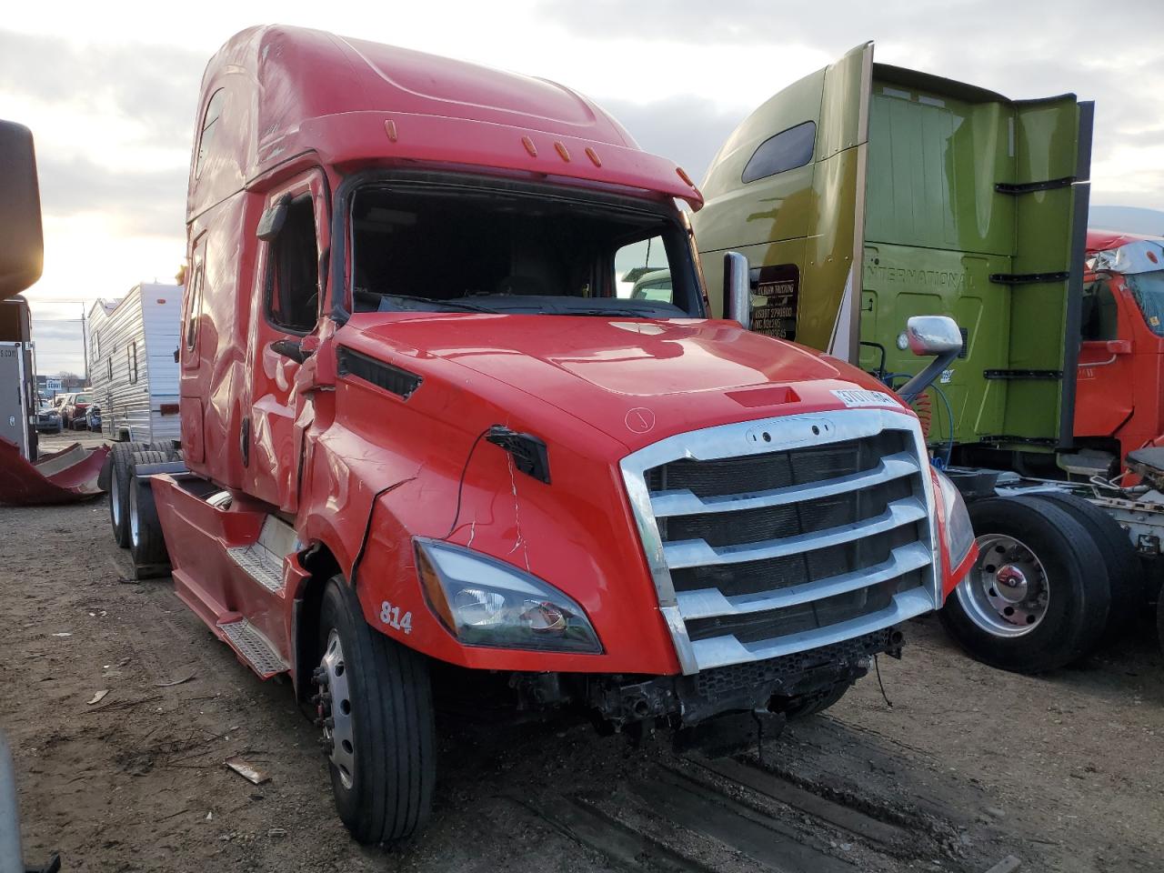 Image 1 of 2022 FREIGHTLINER CASCADIA 126  2022 with VIN 3AKJHHDRXNSMZ2883