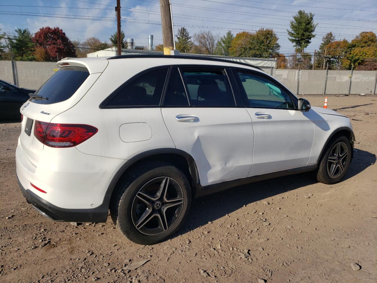 Изображение 3 2020 MERCEDES-BENZ GLC 300 4MATIC 2020 с VIN W1N0G8EBXLF767062