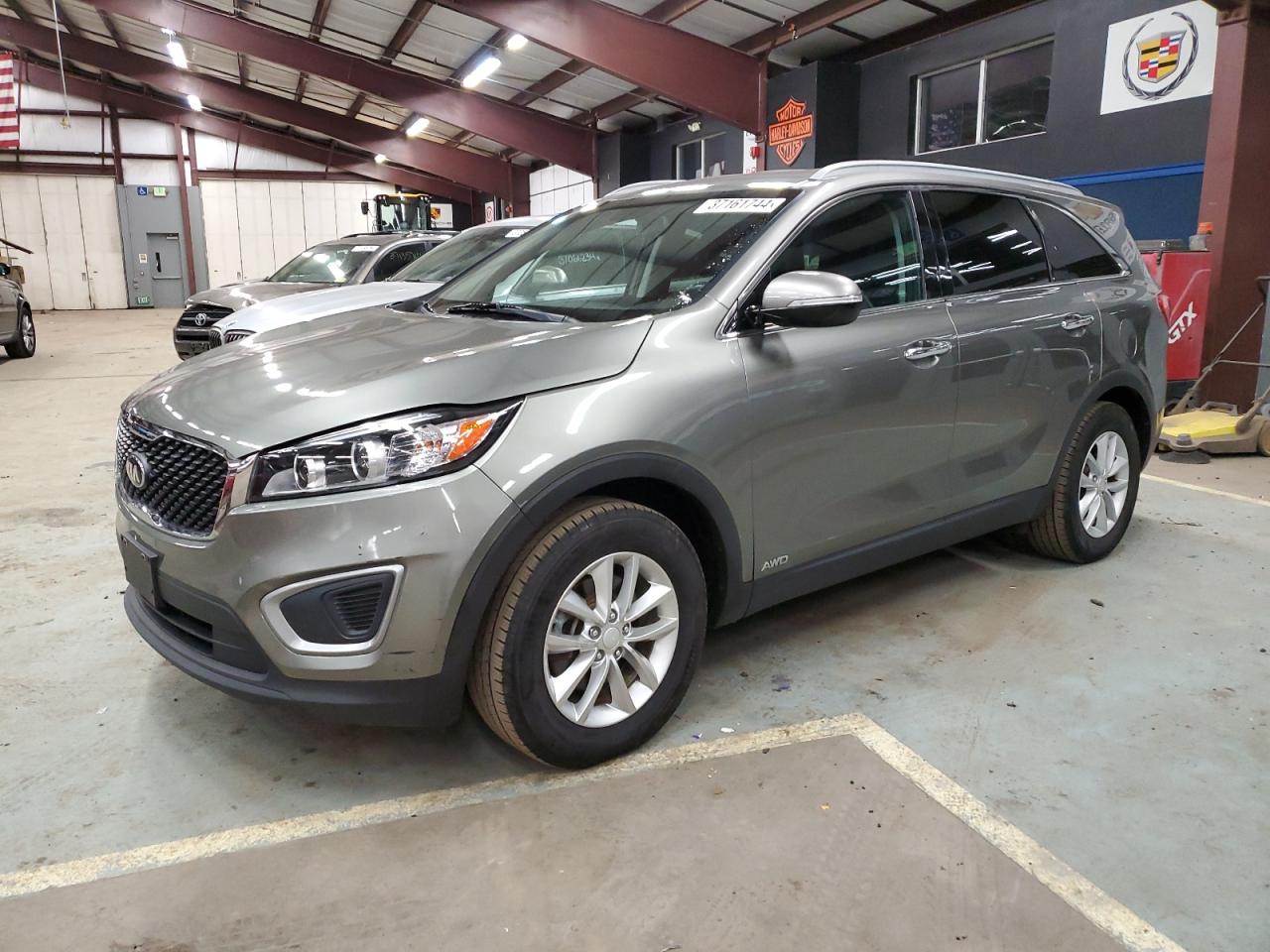 Изображение 1 2017 KIA SORENTO LX 2017 с VIN 5XYPGDA35HG193133
