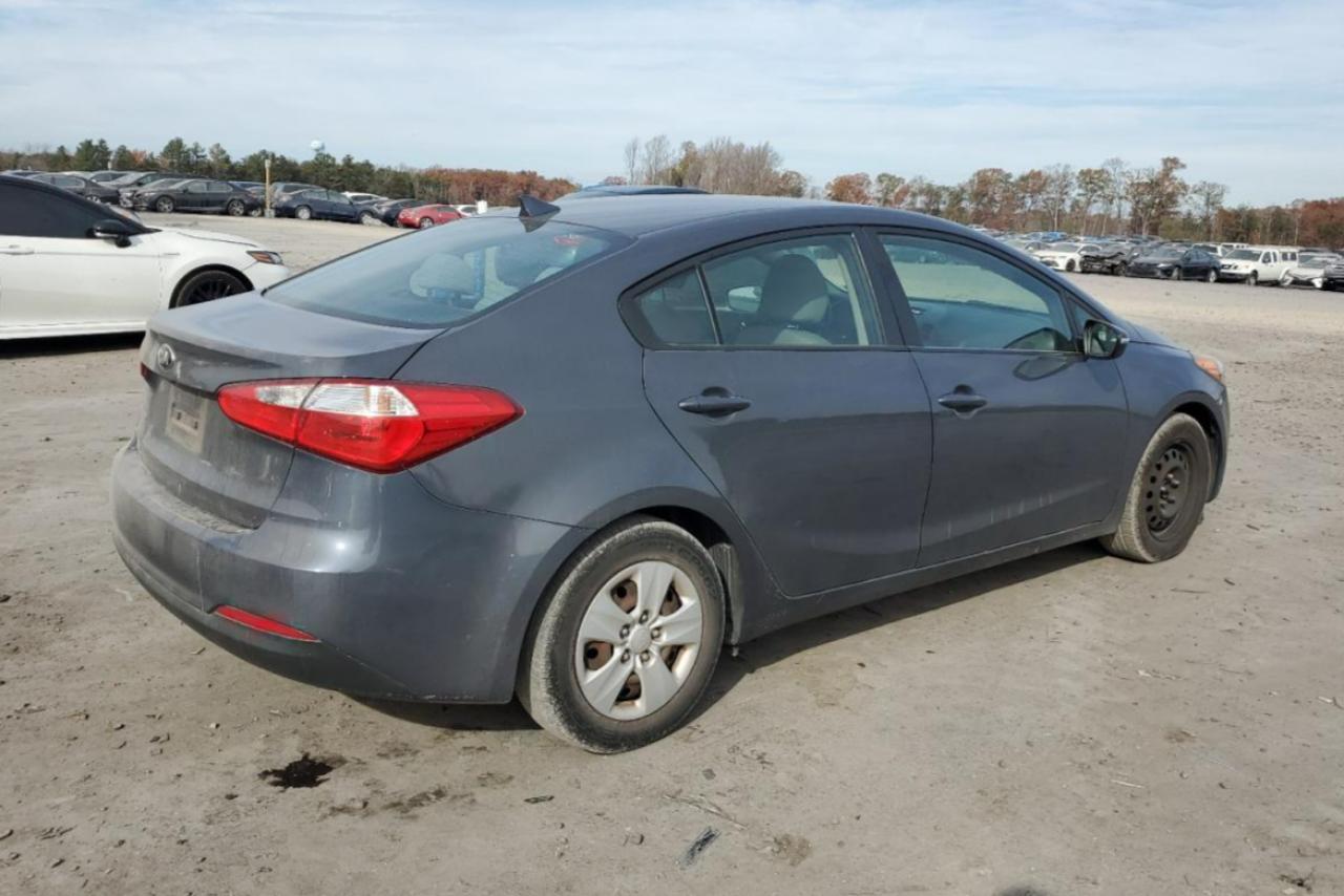 Obraz 3 z 2016 KIA FORTE LX 2016 z VIN KNAFX4A64G5519157