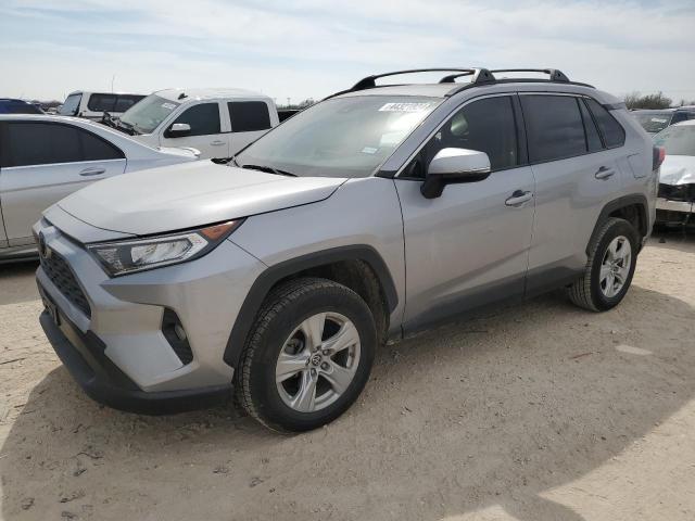 Image 1 of 2019 TOYOTA RAV4 XLE 2019 with VIN JTMW1RFVXKD039396