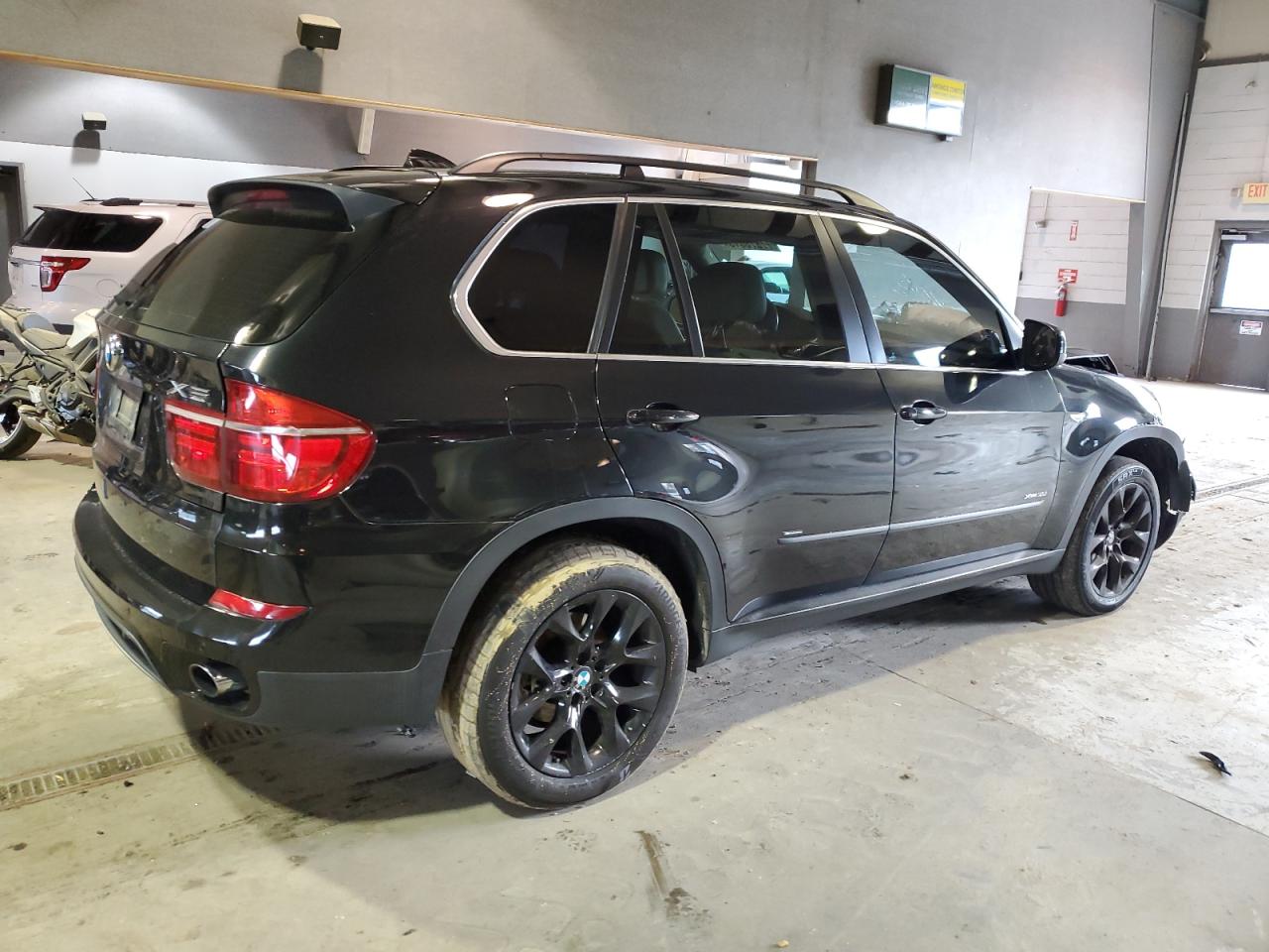 Image 3 of 2013 BMW X5 XDRIVE35I 2013 with VIN 5UXZV4C56D0B06595