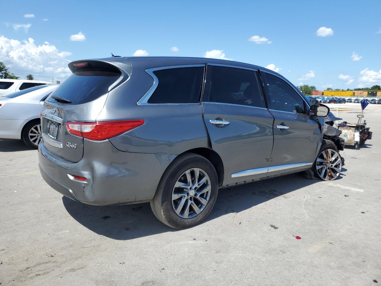 Image 3 of Infiniti Qx60 2015 with VIN 5N1AL0MN2FC515358