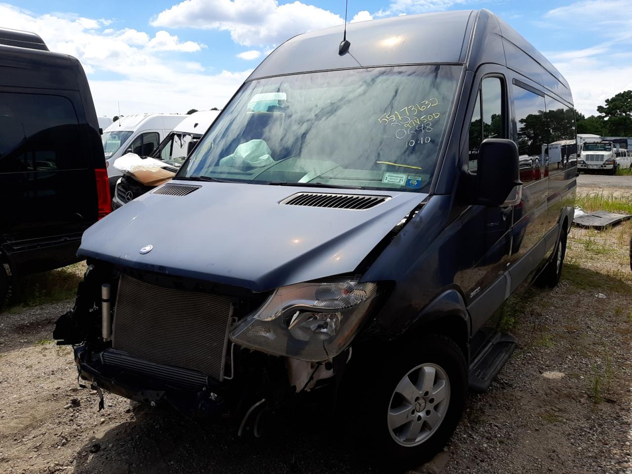 Image 2 of 2015 MERCEDES-BENZ SPRINTER 2500 2015 with VIN WDZPE8CC0F5974500