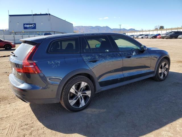 Изображение 3 2020 VOLVO V60 CROSS COUNTRY T5 MOMENTUM 2020 с VIN YV4102WK6L1042595