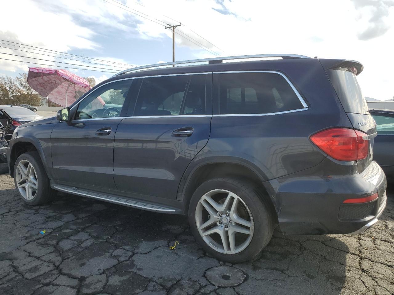 Image 2 of 2013 MERCEDES-BENZ GL 550 4MATIC 2013 with VIN 4JGDF7DE2DA246574
