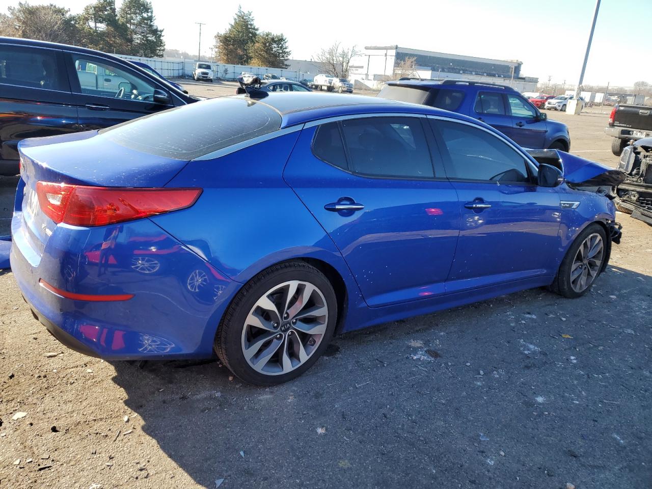 Image 3 of 2015 KIA OPTIMA SX 2015 with VIN 5XXGR4A67FG413653