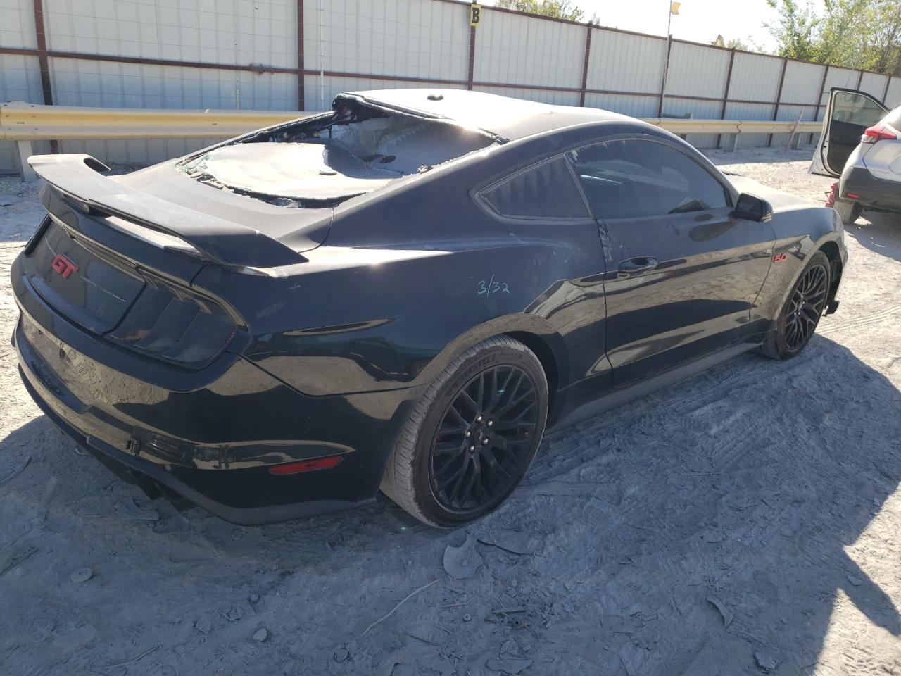 Image 3 of Ford Mustang Gt 2020 with VIN 1FA6P8CF6L5132665