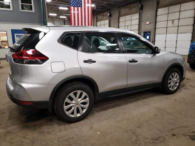 Obraz 3 z 2018 NISSAN ROGUE S 2018 z VIN KNMAT2MV4JP504251