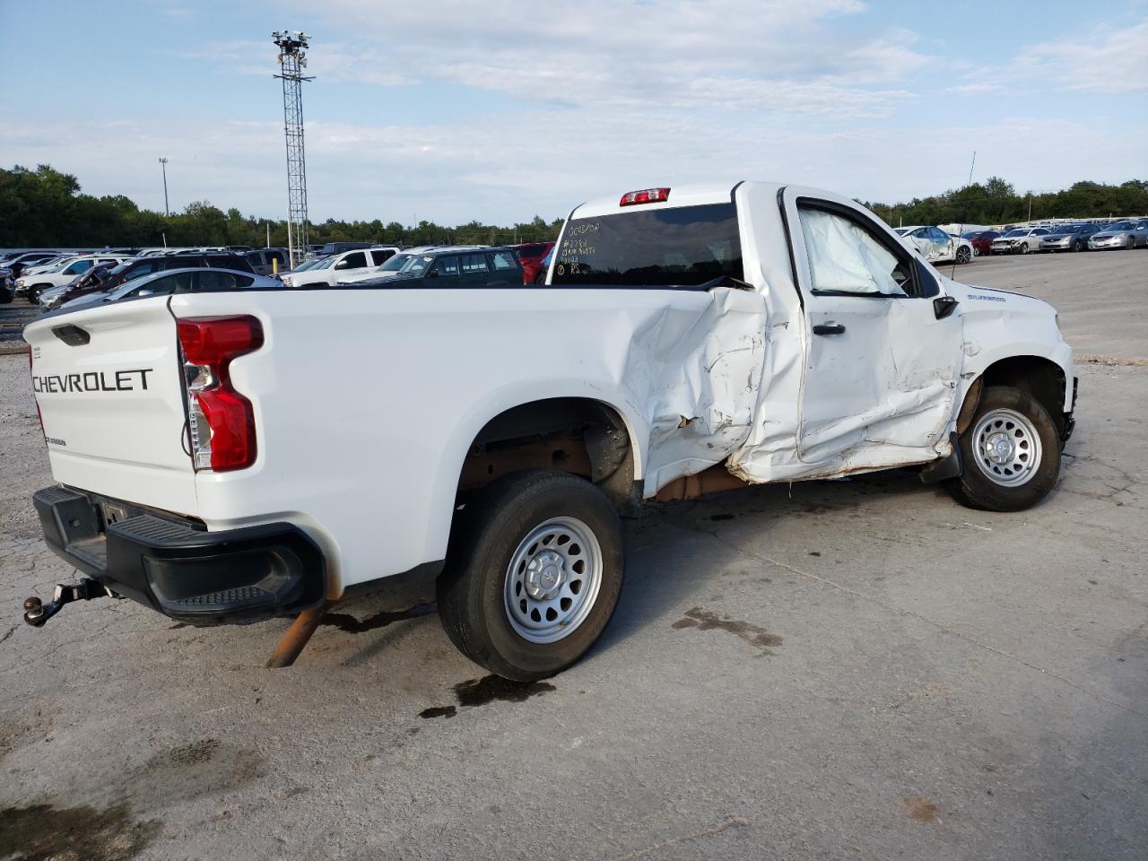 Image 3 of 2022 CHEVROLET SILVERADO LTD C1500 2022 with VIN 3GCNWAEKXNG186086