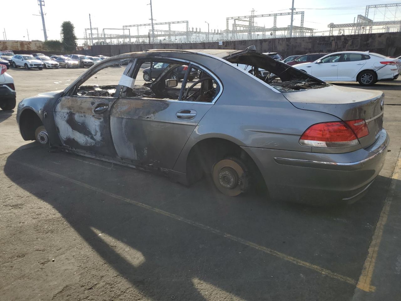Изображение 2 2006 BMW 750 LI 2006 с VIN WBAHN83526DT35558