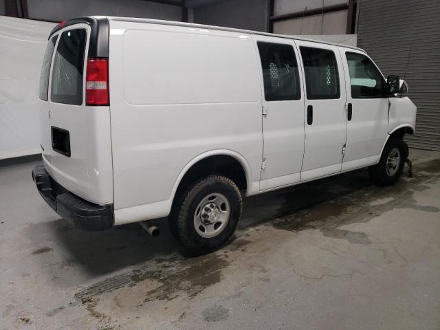 Image 3 of 2021 CHEVROLET EXPRESS G2500  2021 with VIN 1GCWGAFP9M1309949
