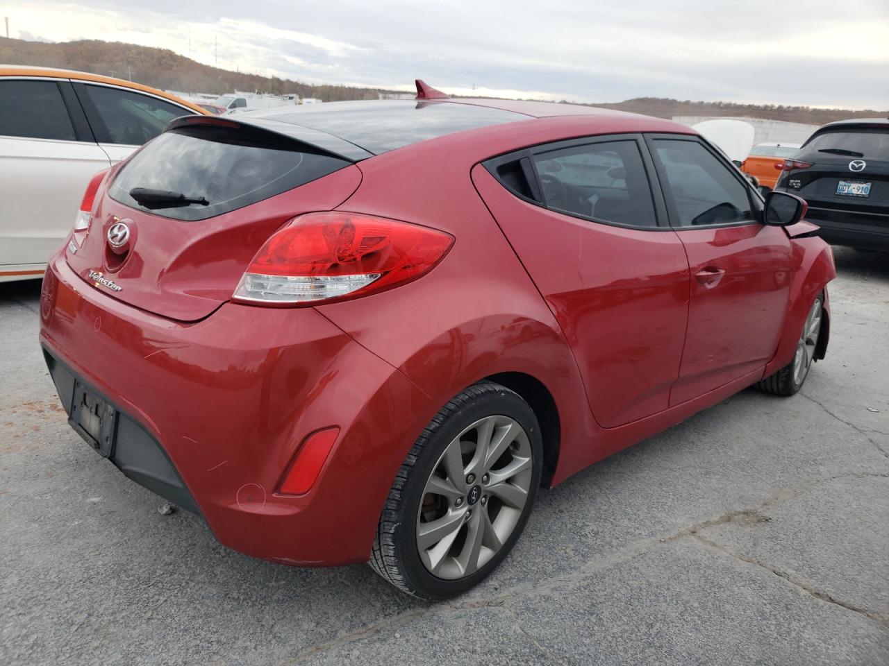 Image 3 of 2016 HYUNDAI VELOSTER  2016 with VIN KMHTC6AD9GU284025