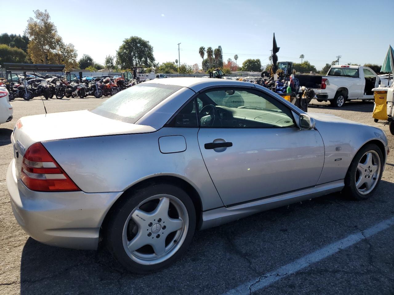 Obraz 3 z 1999 MERCEDES-BENZ SLK 230 KOMPRESSOR 1999 z VIN WDBKK47F2XF133532