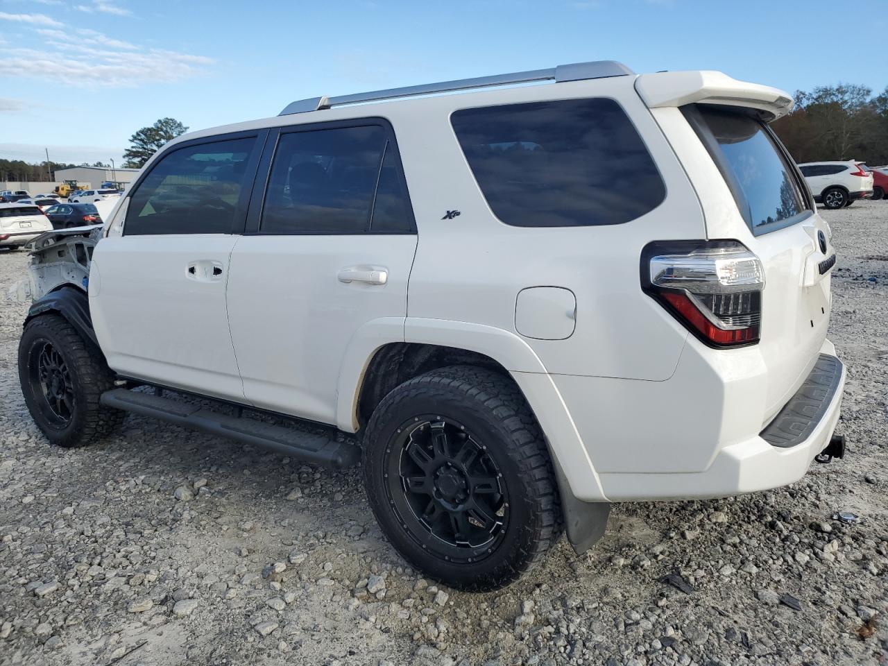 Изображение 2 2017 TOYOTA 4RUNNER SR5 2017 с VIN JTEZU5JR2H5159232