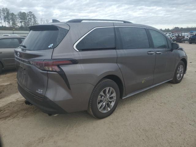 Image 3 of 2023 TOYOTA SIENNA XLE 2023 with VIN 5TDYRKEC7PS177563