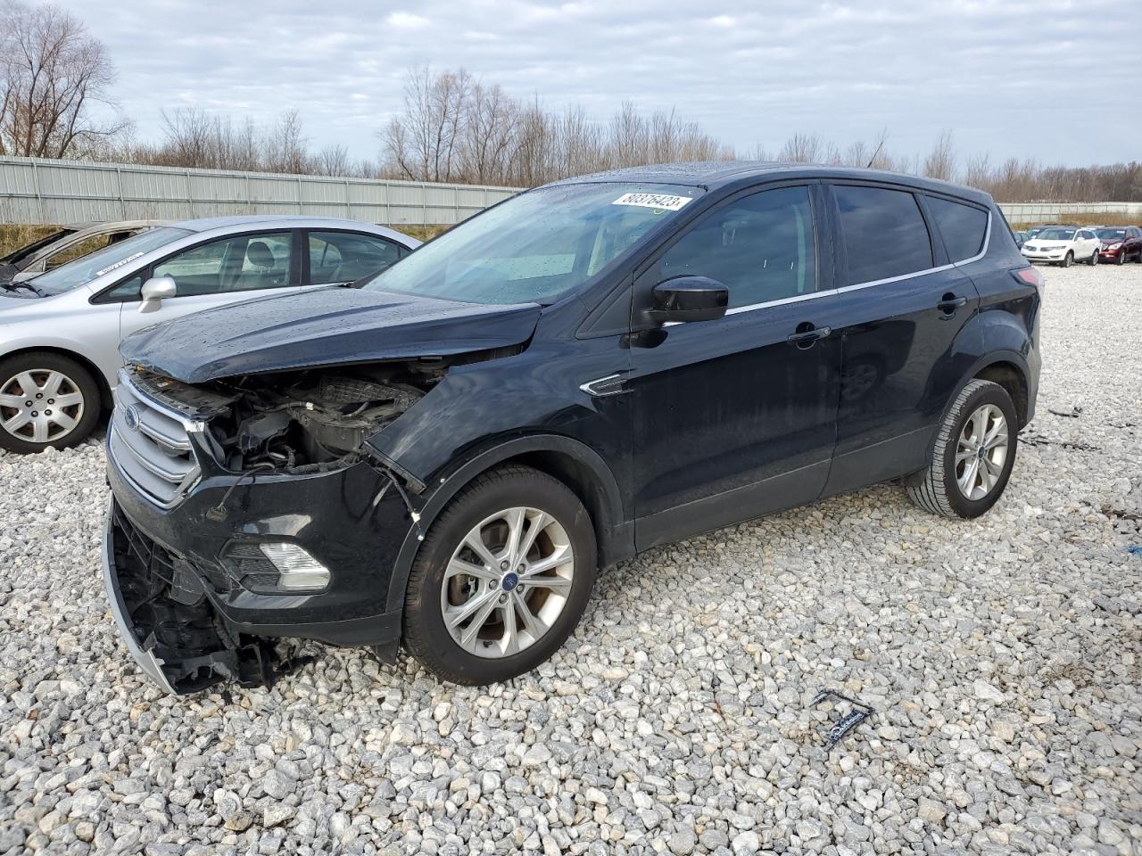 Image 1 of 2017 FORD ESCAPE SE 2017 with VIN 1FMCU9GD5HUA60743