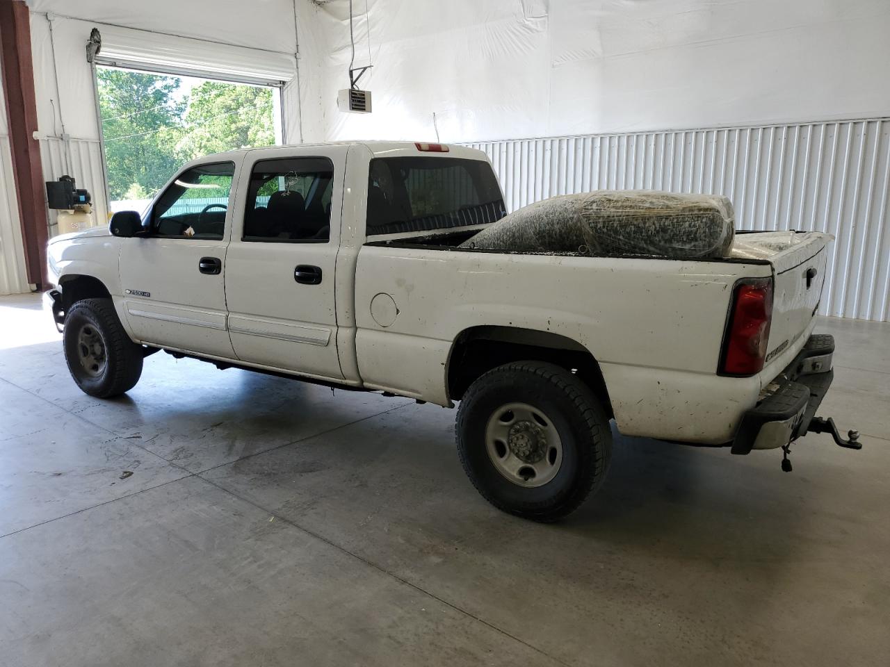 Obraz 2 z 2005 CHEVROLET SILVERADO K2500 HEAVY DUTY 2005 z VIN 1GCHK23U45F861869