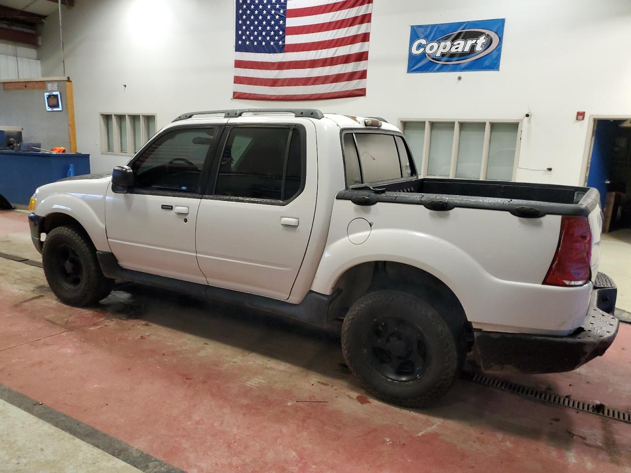 Image 2 of 2002 FORD EXPLORER SPORT TRAC  2002 with VIN 1FMZU77E52UB84459