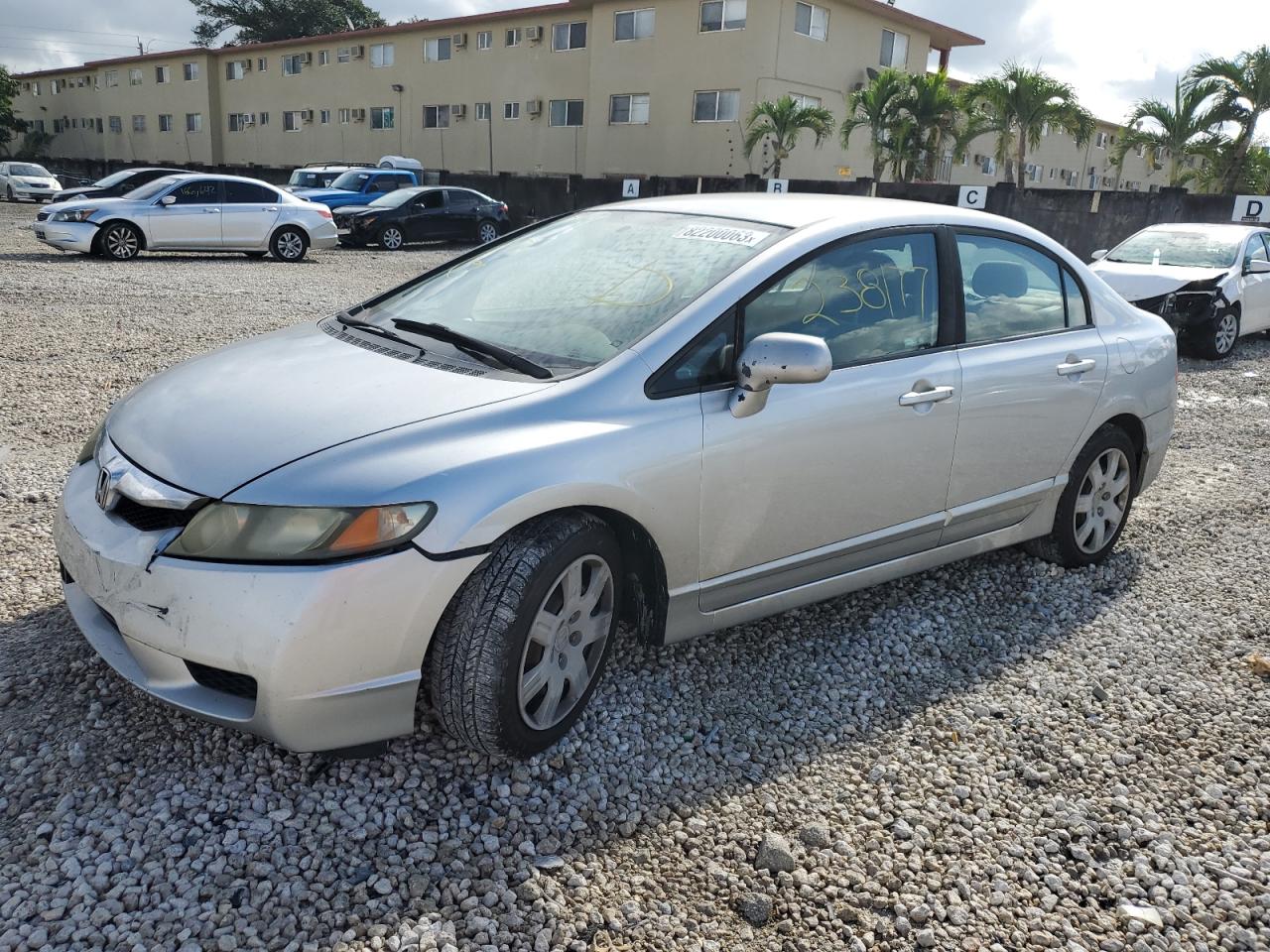 Изображение 1 2009 HONDA CIVIC LX 2009 с VIN 19XFA15559E022467