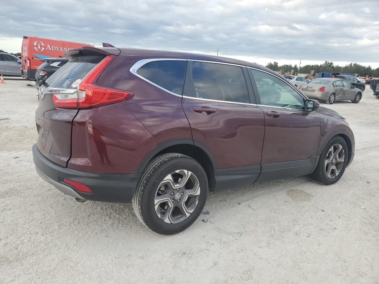 Image 3 of 2018 HONDA CR-V EX 2018 with VIN 7FARW1H59JE021688