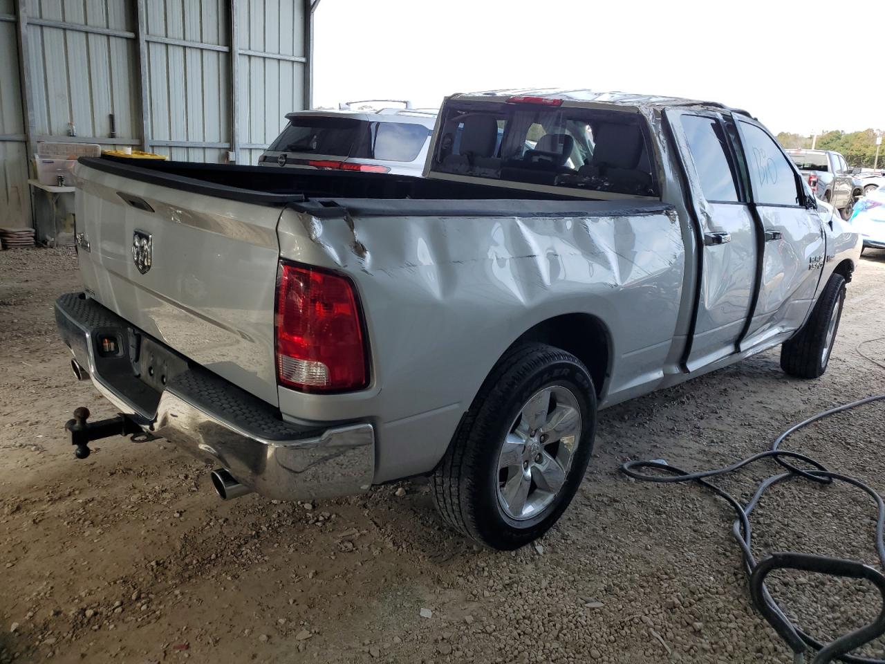 Image 3 of 2015 RAM 1500 SLT 2015 with VIN 1C6RR6GT2FS577505