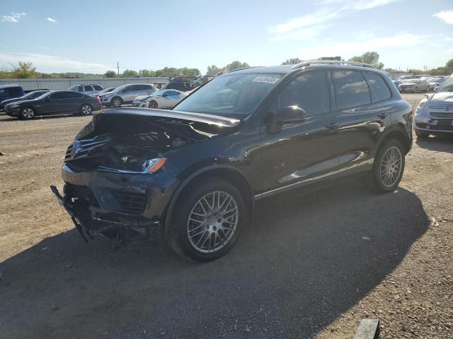 Image 1 of 2016 VOLKSWAGEN TOUAREG SPORT 2016 with VIN WVGEF9BP7GD006461