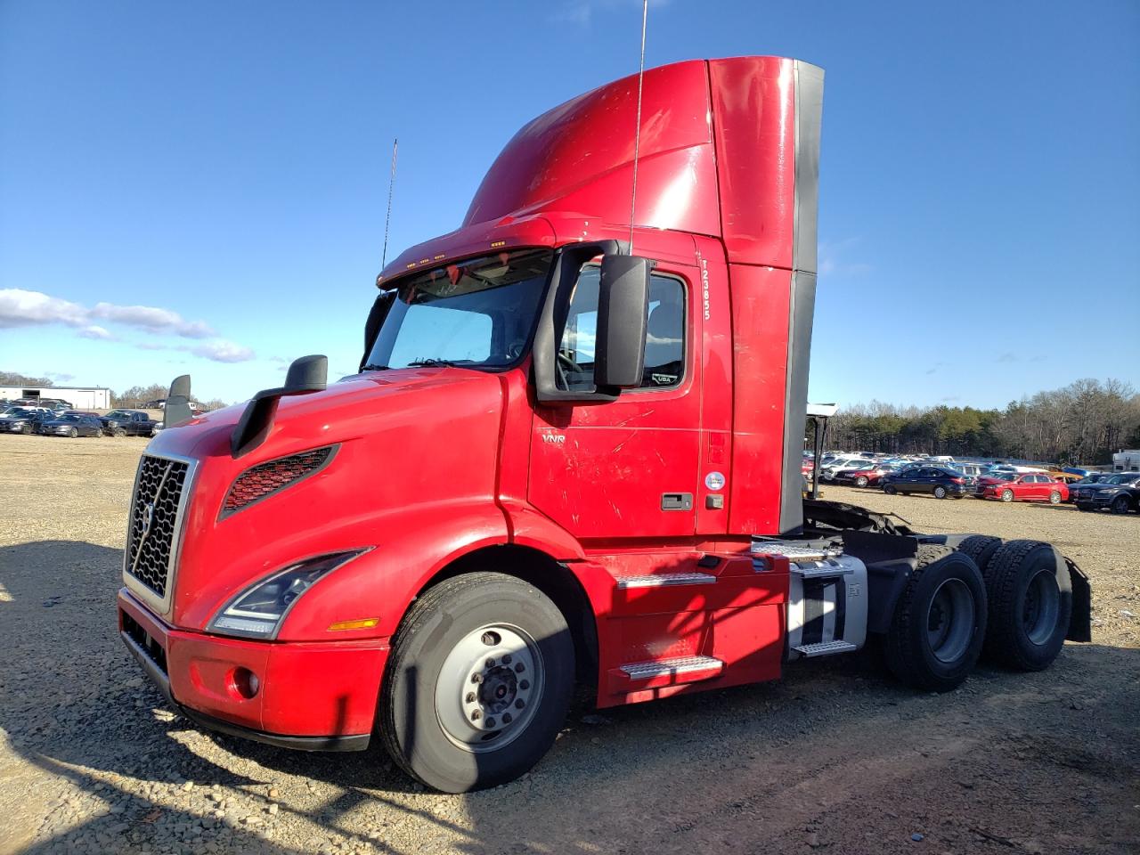 Image 2 of 2020 VOLVO VNR  2020 with VIN 4V4WC9EG1LN225521