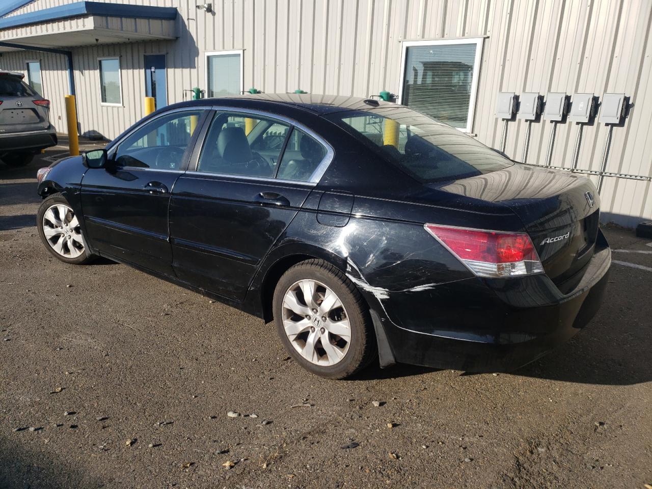 Изображение 2 2009 HONDA ACCORD EXL 2009 с VIN 1HGCP26869A076610