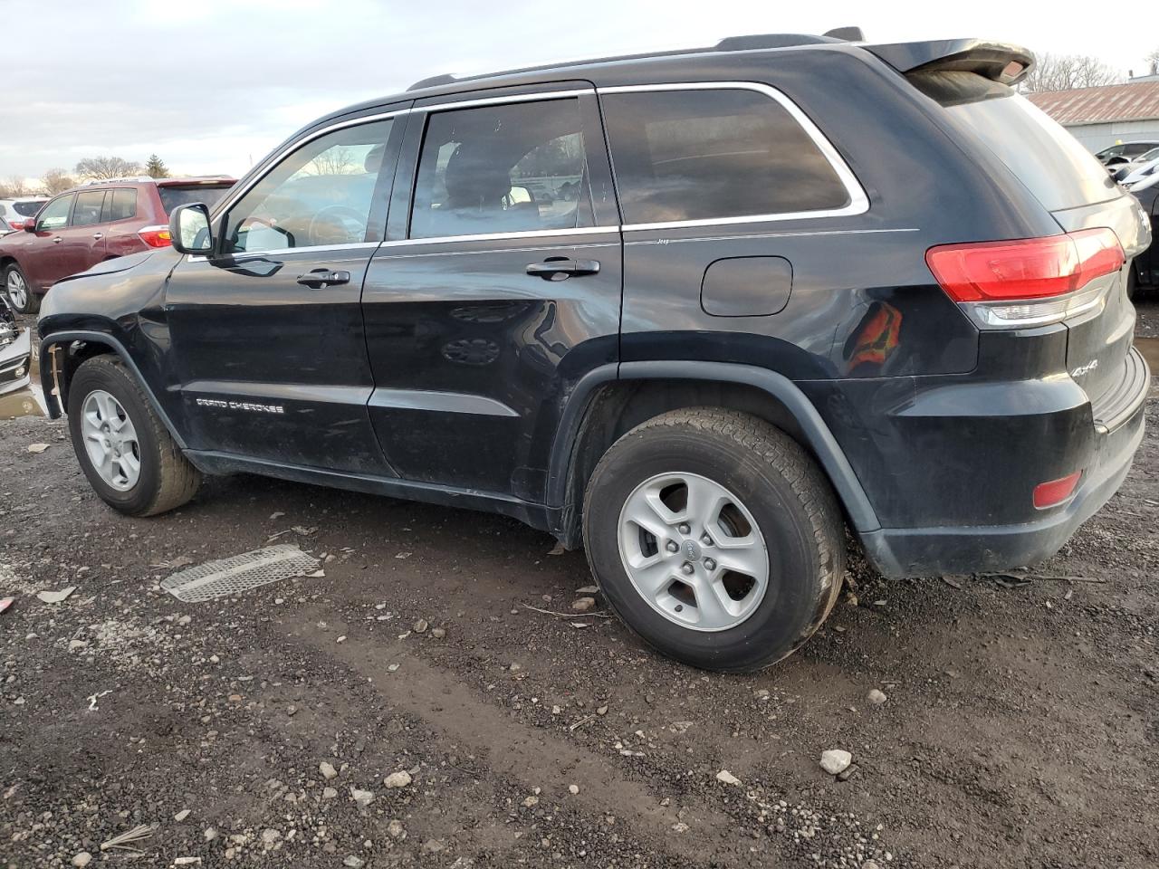 Изображение 2 2015 JEEP GRAND CHEROKEE LAREDO 2015 с VIN 1C4RJFAG0FC605761