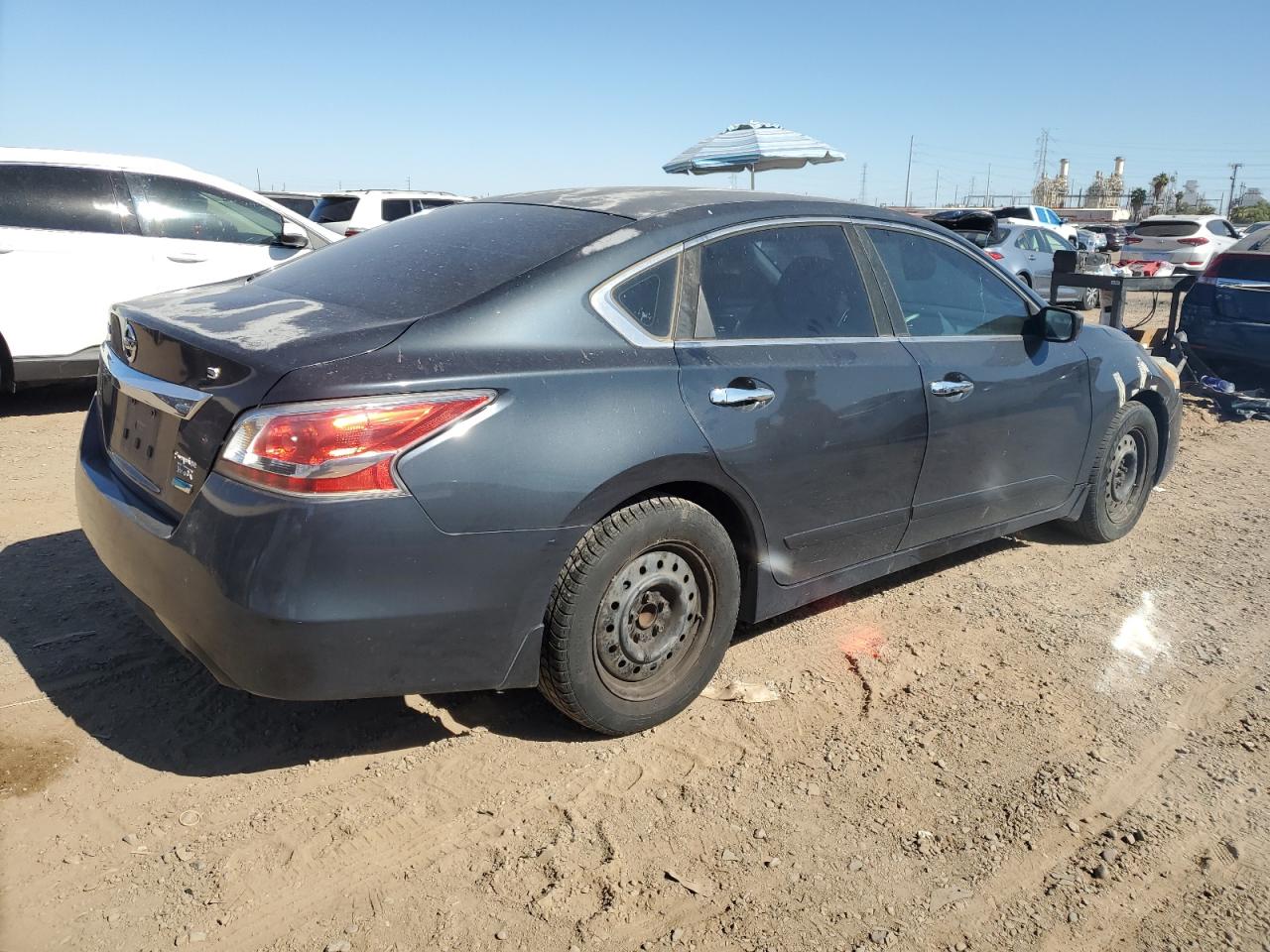 Image 3 of Nissan Altima 2.5 2014 with VIN 1N4AL3AP3EN334595
