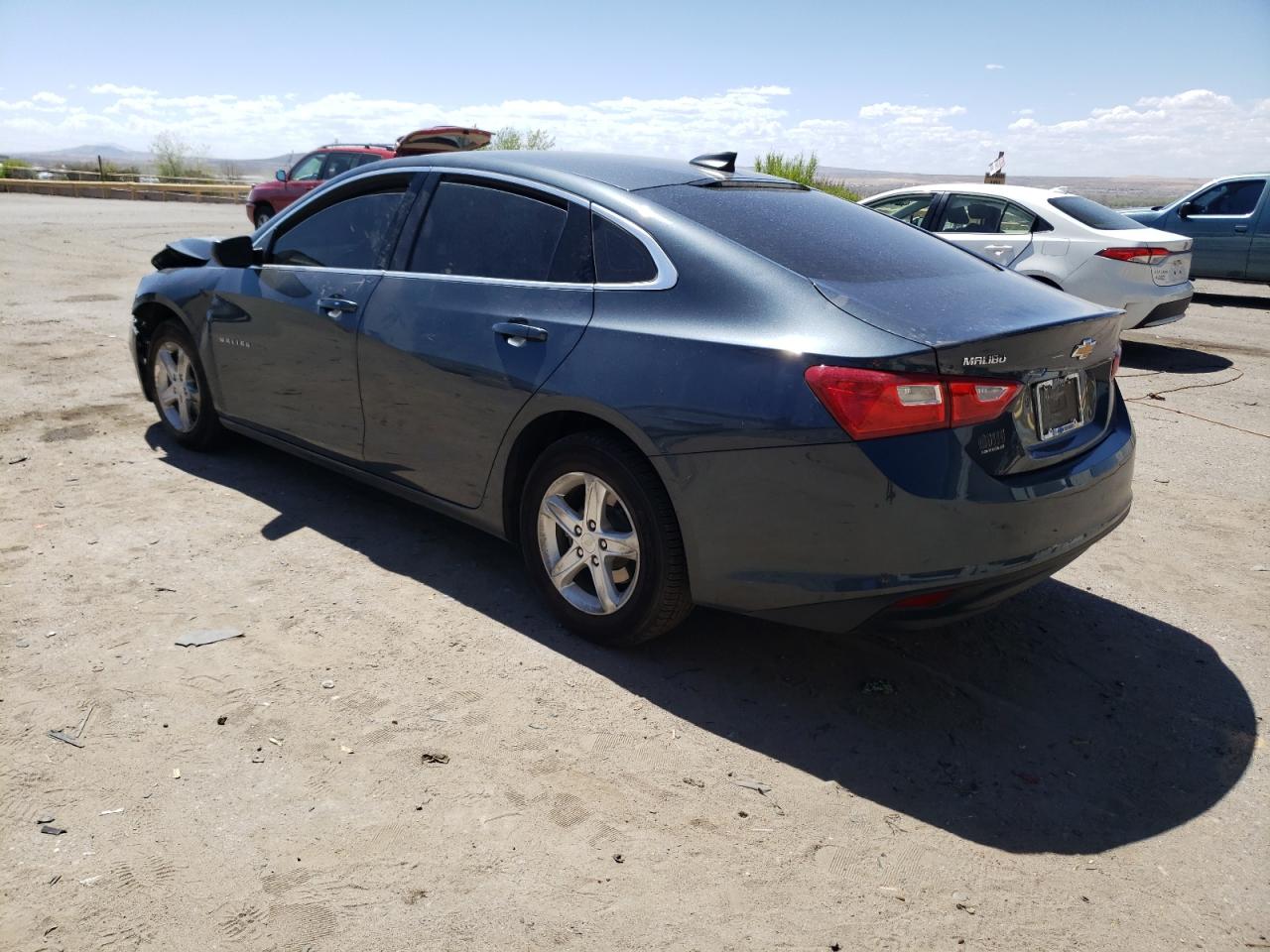 Изображение 2 2021 CHEVROLET MALIBU LS 2021 с VIN 1G1ZB5ST3MF047914