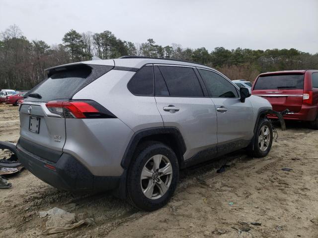 Image 3 of 2020 TOYOTA RAV4 XLE 2020 with VIN JTMP1RFV6LD531199