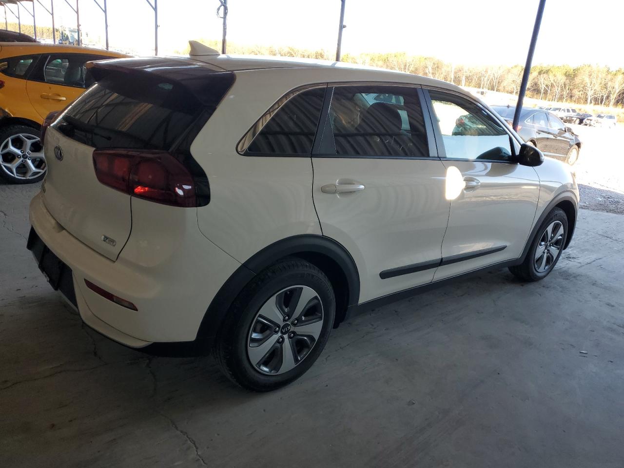 Изображение 3 2018 KIA NIRO FE 2018 с VIN KNDCB3LC5J5203923