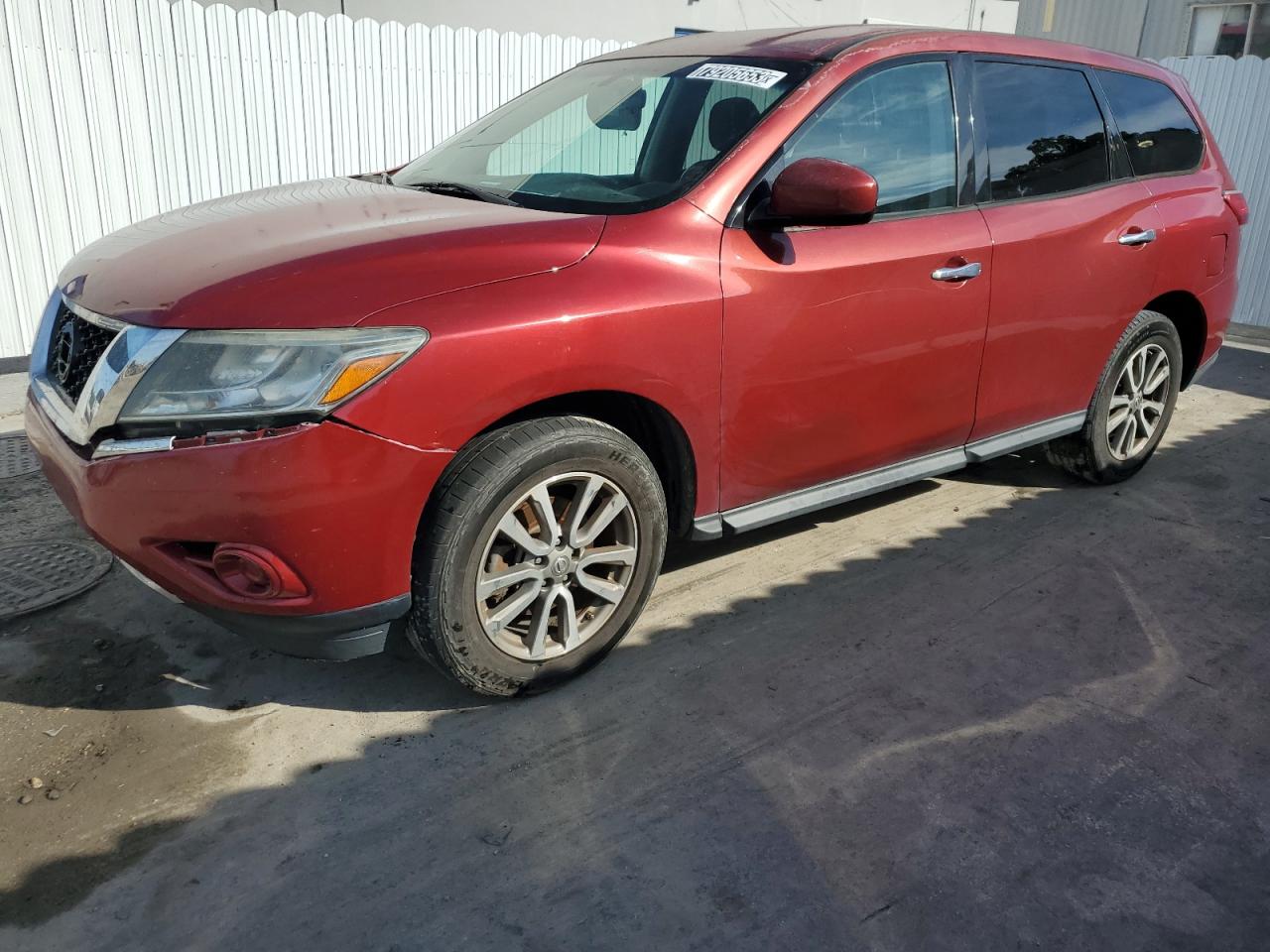 Image 1 of 2014 NISSAN PATHFINDER S 2014 with VIN 5N1AR2MM3EC667004