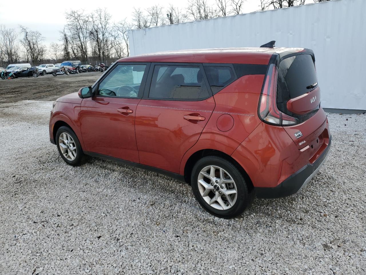 Obraz 2 z 2023 KIA SOUL LX 2023 z VIN KNDJ23AU3P7869193