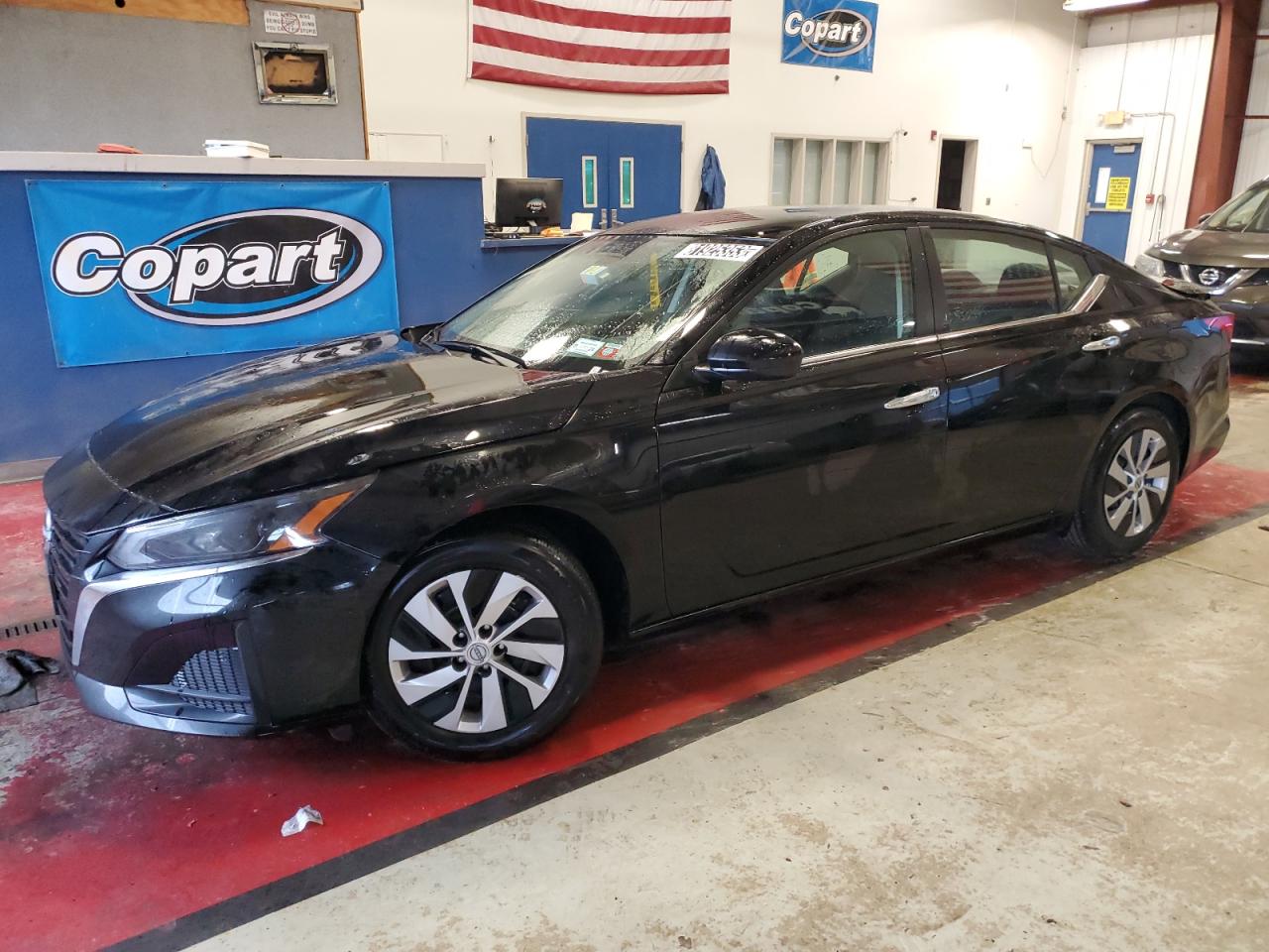 Изображение 1 2023 NISSAN ALTIMA S 2023 с VIN 1N4BL4BV6PN380237