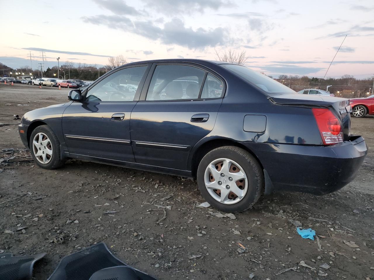 Image 2 of 2005 HYUNDAI ELANTRA GLS 2005 with VIN KMHDN46D85U155766
