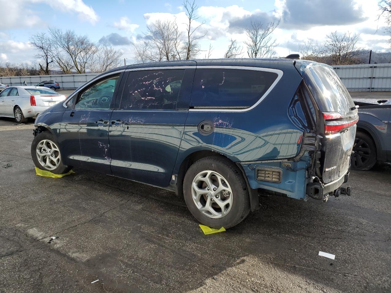 Image 2 of 2023 CHRYSLER PACIFICA LIMITED 2023 with VIN 2C4RC1GG9PR517076