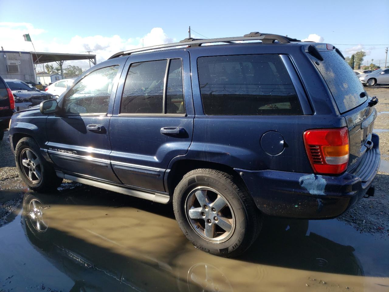 Image 2 of 2004 JEEP GRAND CHEROKEE OVERLAND 2004 with VIN 1J8GX68J14C205074